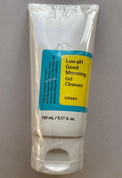 Ruhige Pflege für sensible & unreine Haut